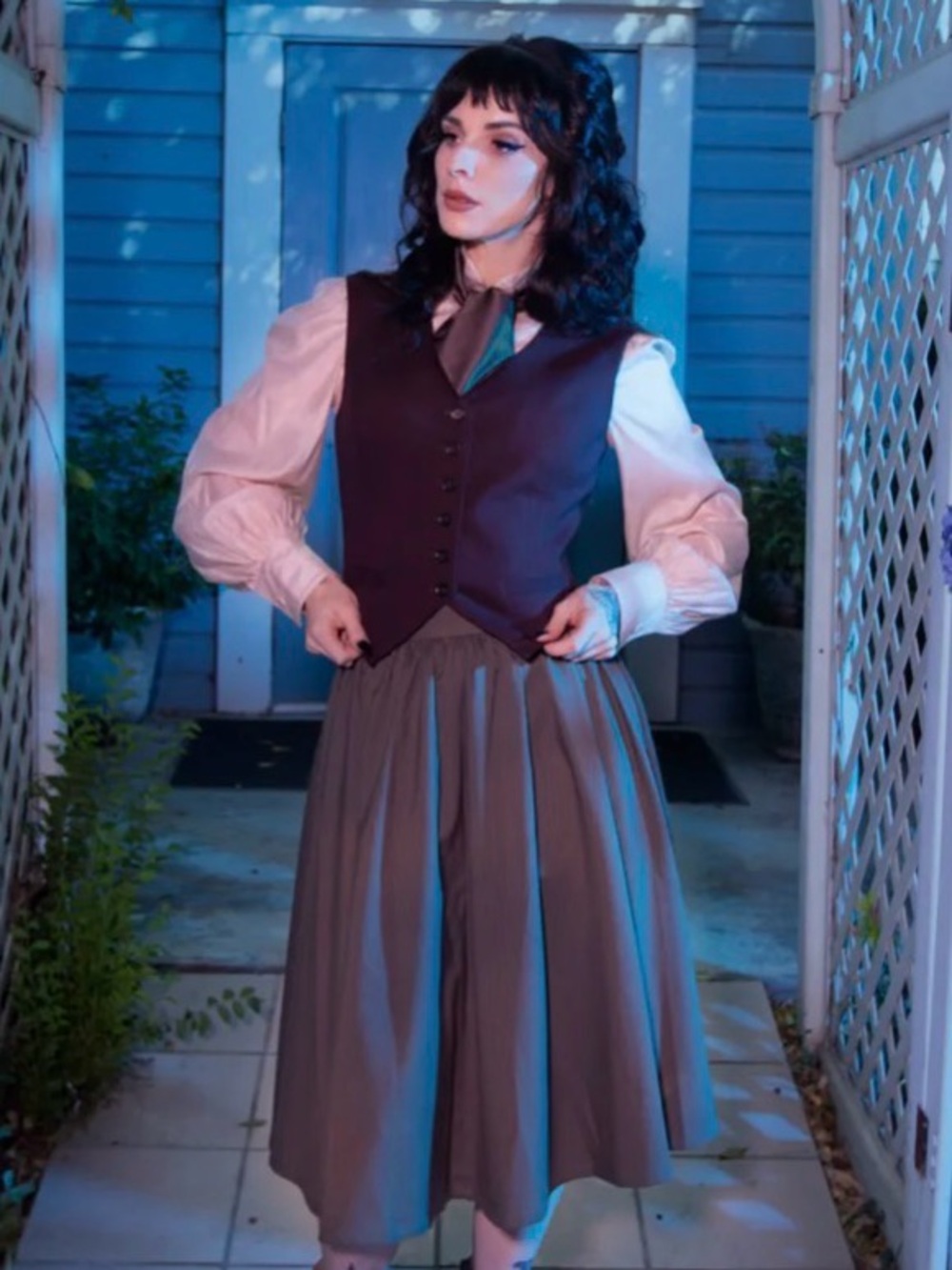Corpse Bride Victor Vest in Vintage Brown